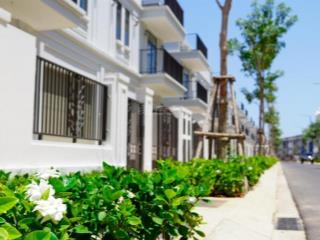 Bán shophouse, la vida residences, ngay cổng vào, vị trí đẹp thuận tiện kinh doanh và ở giá 16 tỷ