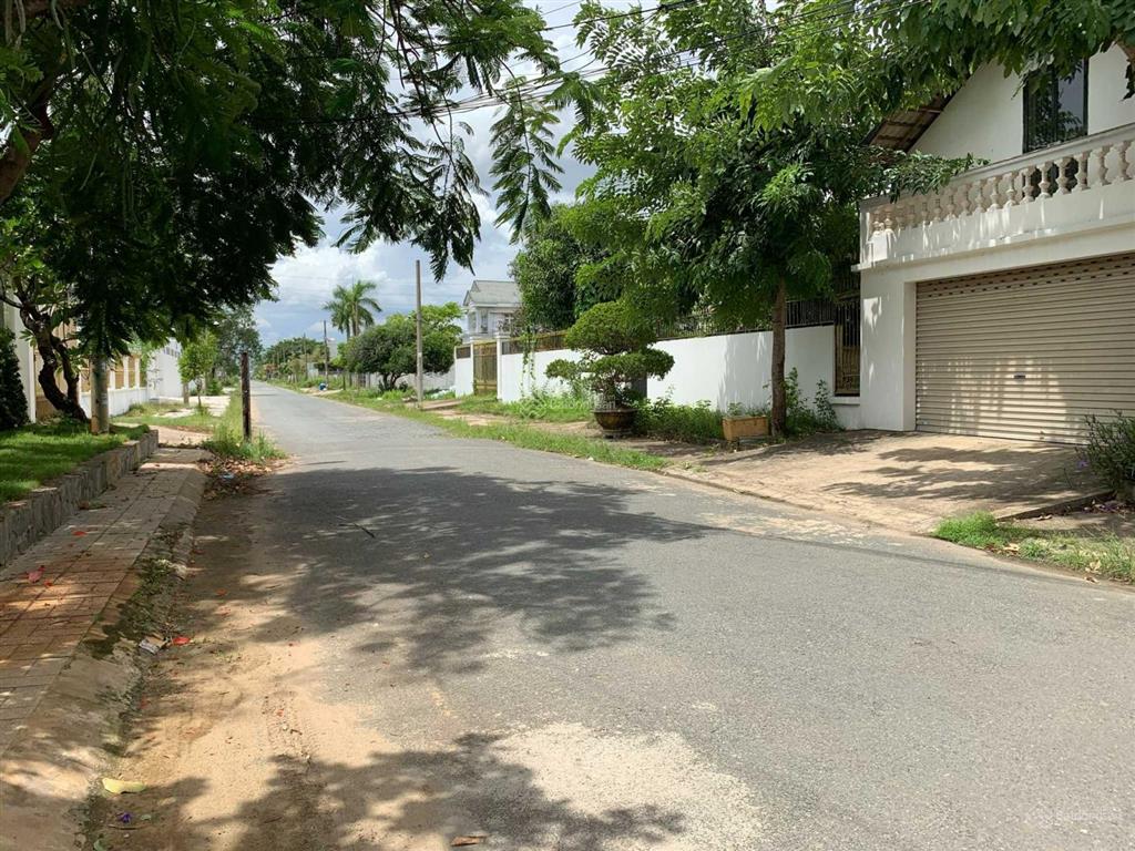 Cam kết giá tốt nhất dự án đh bách khoa 182m giá 69 tr/m và 2 nền biệt thự giá tốt cần bán