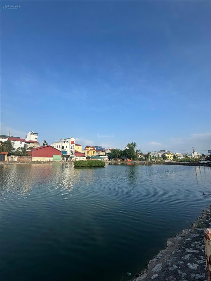 Bán nhà phân lô long biên 51m² 7 tầng thang máy ô tô tránh vỉa hè view hồ full nội thất