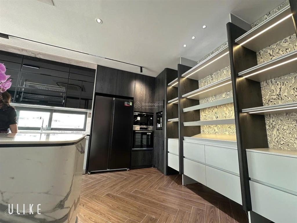 Bán nhà ngọc thụy  bồ đề 45m² 6t thang máy ô tô tránh kinh doanh view hồ