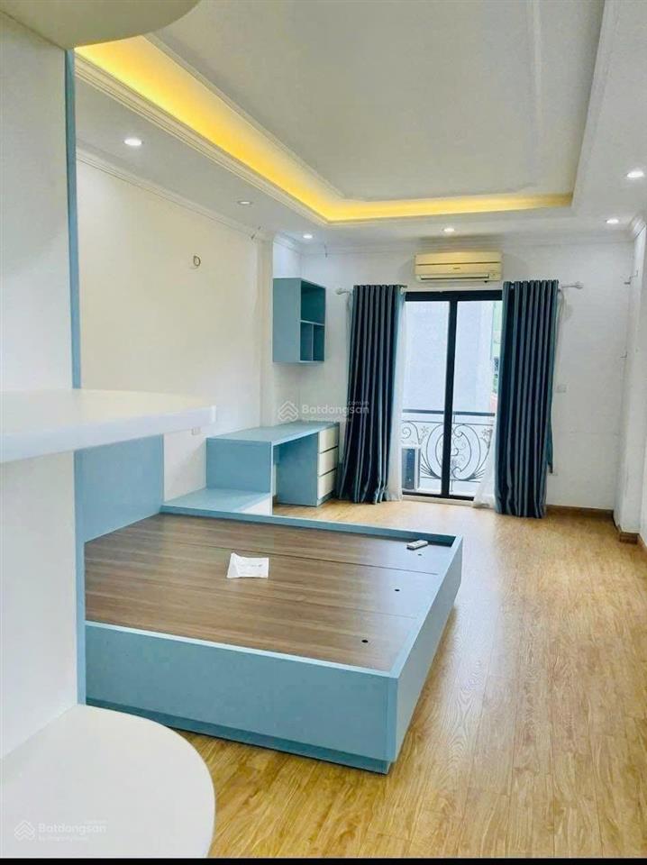 15tr  nhà hồng tiến, gara ô tô, full đồ mới đẹp