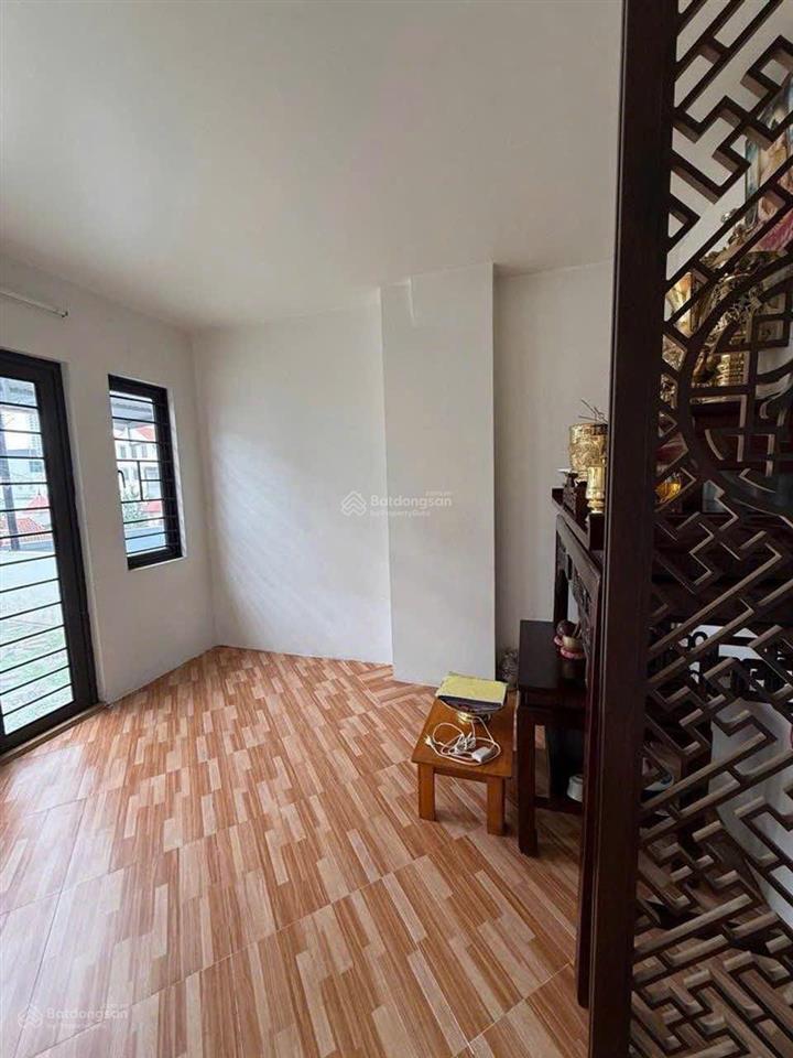 15tr/tháng cho thuê nhà ngọc thụy  nguyên căn 40m 5 tầng  full đồ