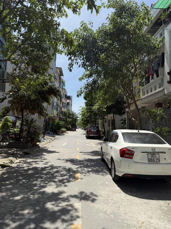 Bán đất phân lô thạch bàn 82m2 đường 13m vỉa hè kinh doanh  văn phòng