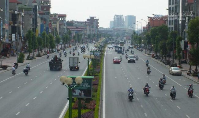Bán nhà mặt phố hoa lâm  việt hưng, 100m2, 4 tầng, đường ô tô tránh, vỉa hè, kinh doanh tốt