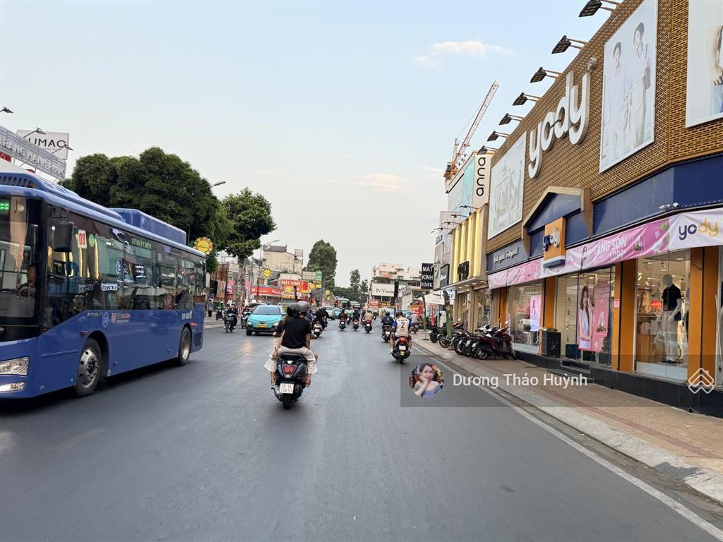 Cơ hội đầu tư  1/ võ văn ngân  bình thọ 142m2(6.3x26) chỉ 9 tỷ  đường nhựa oto đỗ cửa  xây tốt