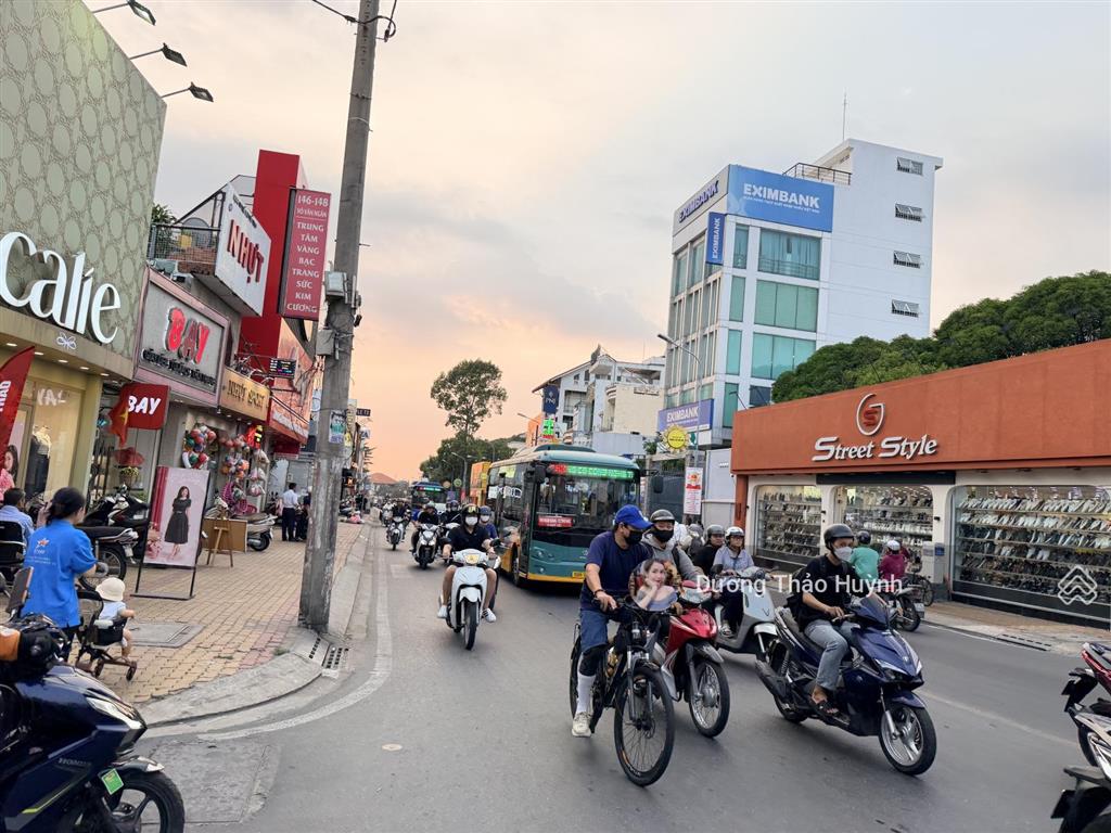Rẻ hơn thị trường lô đất võ văn ngân 162m2(5.8x28m) đường nhựa thông 8m  cấp phép 5 tầng chỉ 9 tỷ