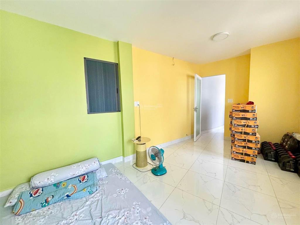 Nhà 2 tầng, đường 8m ô tô tránh, thông man thiện và lê văn việt, quận 9