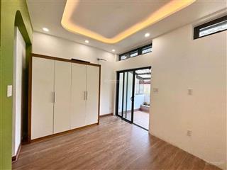 Nhà 2 tầng  3pn  tặng nội thất xây tâm huyết  long trường, quận 9