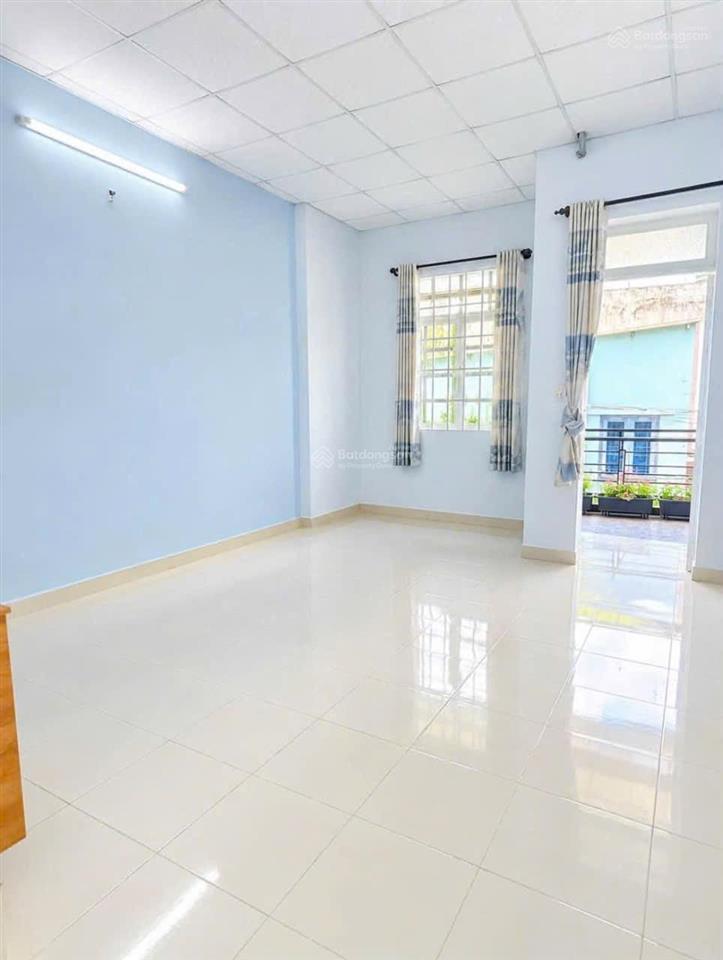 Nhà 2 tầng  ngay dương đình hội, quận 9  4 phòng ngủ  nhỉnh 5 tỷ
