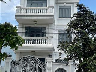 Biệt thự lô góc  gần đường liên phường  dt 147m2  bề ngang 8m  đường trước nhà 20m