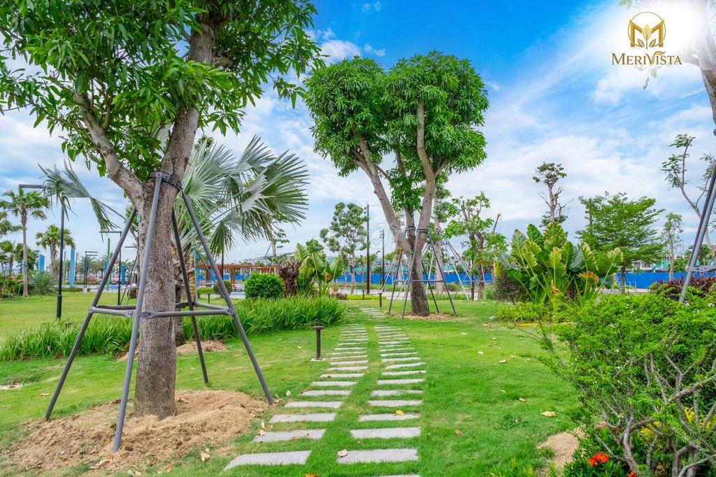 Nhà 3 tầng, đất 158m2, diện tích sàn xây dựng 297m2, giá 5,Xxx tỷ