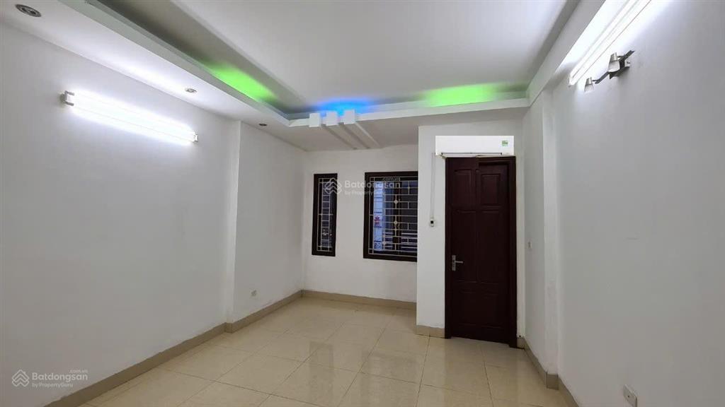Cho thuê 01 phòng đẹp  phố phạm tuấn tài, quận cầu giấy, hà nội, ưu đãi đặt sớm