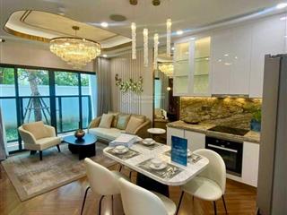 Bán gấp căn 1,5pn mã 18 tầng cao view pháo hoa tttp giá 3,3 tỷ bao phí  0978 802 ***