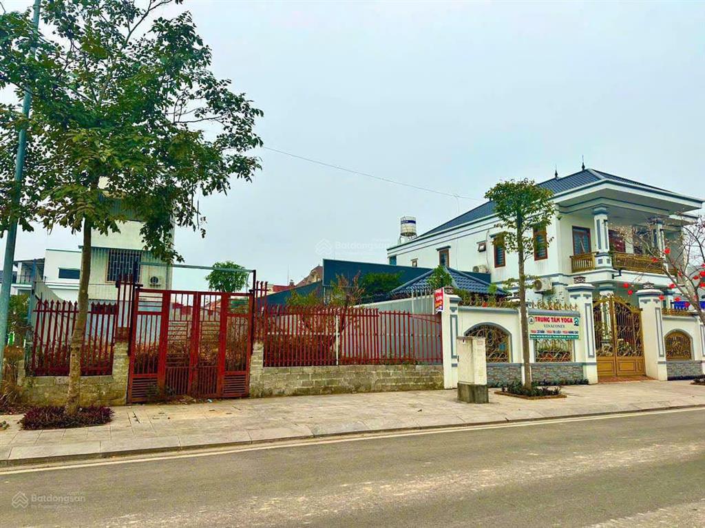 Chỉ 3.3 tỷ sở hữu ngay lô biệt thự (dt 200m2)  khu dân giàu vinaconex phổ yên