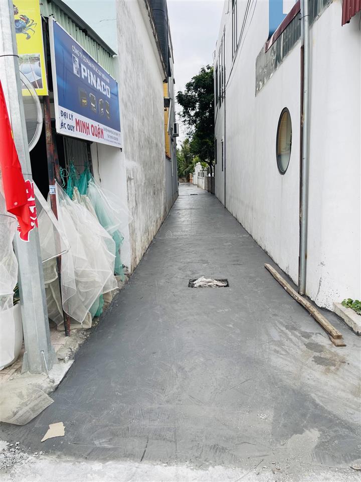 Chính chủ cần bán siêu phẩm lần đầu tiên xuất hiện tại ngõ 32 tân thành !