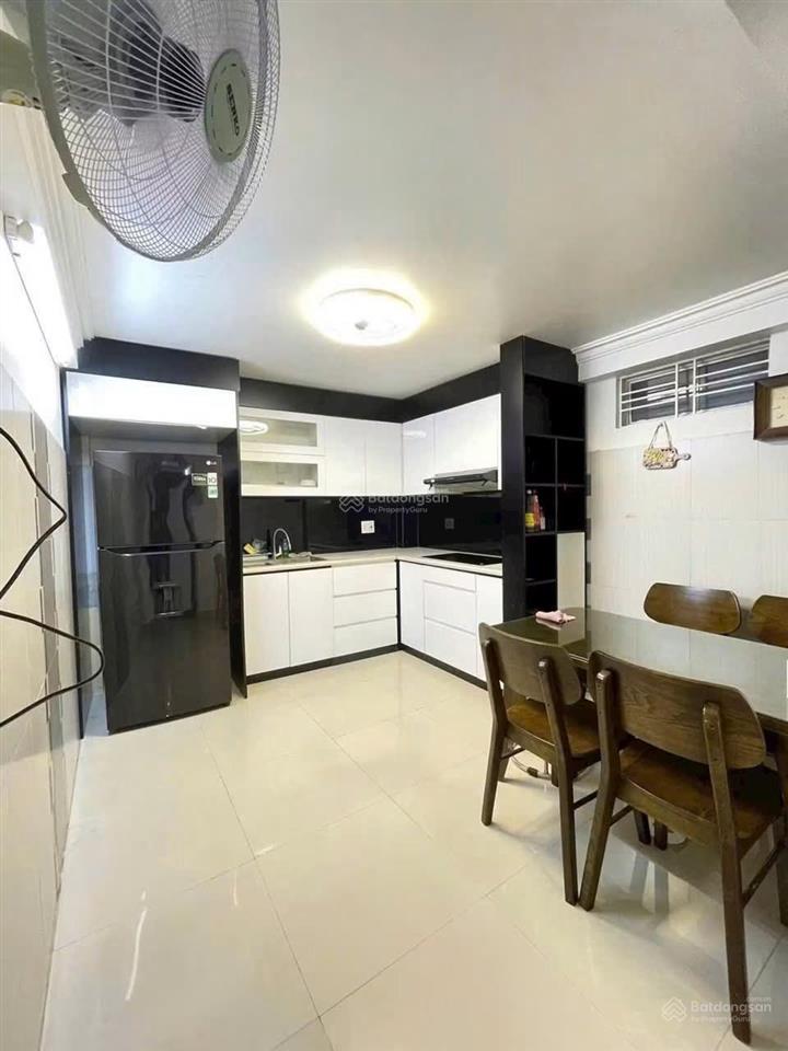 Bán nhà 4 tầng 34m2 đỗ nhuận  văn cao hải phòng giá 5.1 tỷ