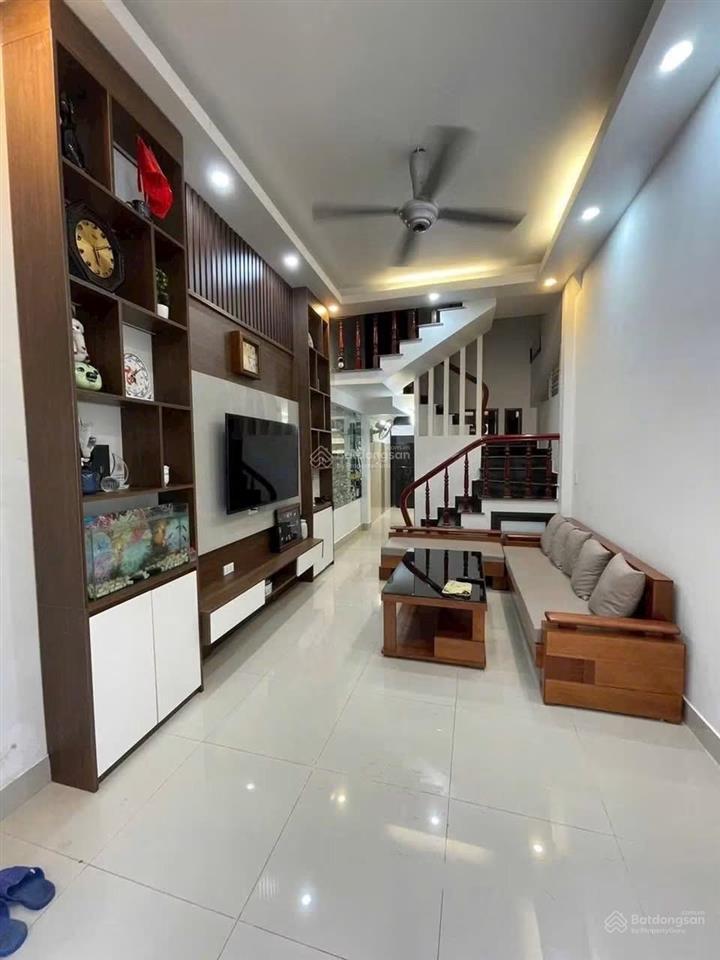 Bán nhà 4 tầng 34m2 đỗ nhuận  văn cao hải phòng giá 5.1 tỷ