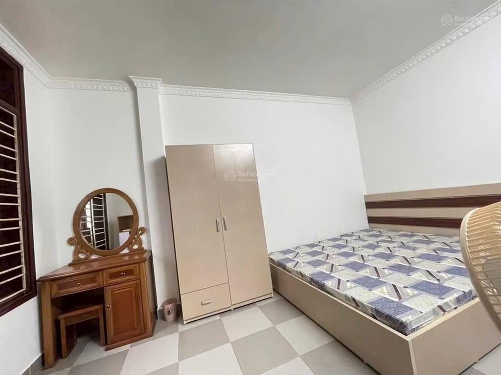 Bán nhà 4 tầng 34m2 đỗ nhuận  văn cao hải phòng giá 5.1 tỷ