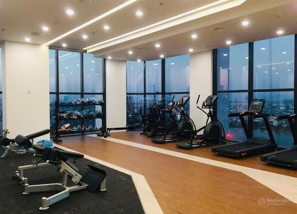 Cho thuê lâu dài căn 2 ngủ full đồ đẹp tầng trung view ngoài dự án chung cư diamond crown hải phòng
