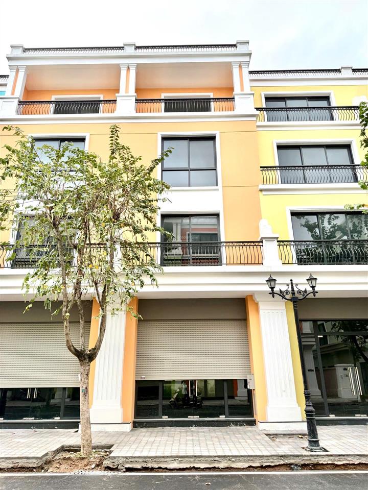 Chuyển nhượng gấp căn liền kề shop khu tài lộc  dự án khu đô thị cao cấp vinhomes vũ yên