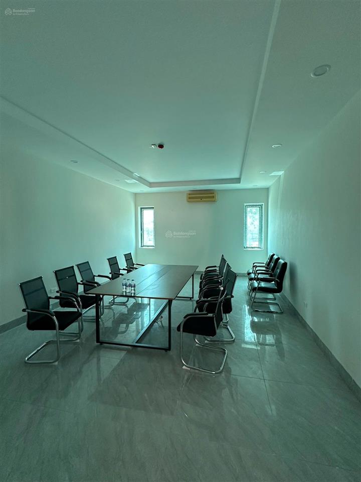 Bên mình còn xưởng 2000 m2 cho thuê xã bình giang, tp hải phòng