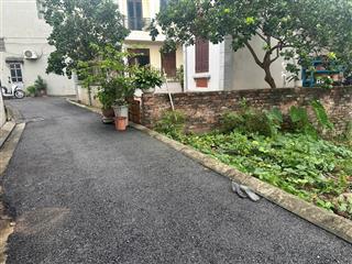 Chính chủ gửi bán đất kiêu kỵ đường oto thông, giáp vin1