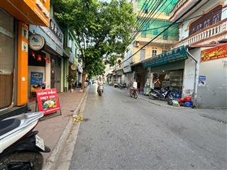 Anh trai cần tiền nhờ bán đất trung tâm trâu quỳ 46m lô góc oto 7 chỗ thông