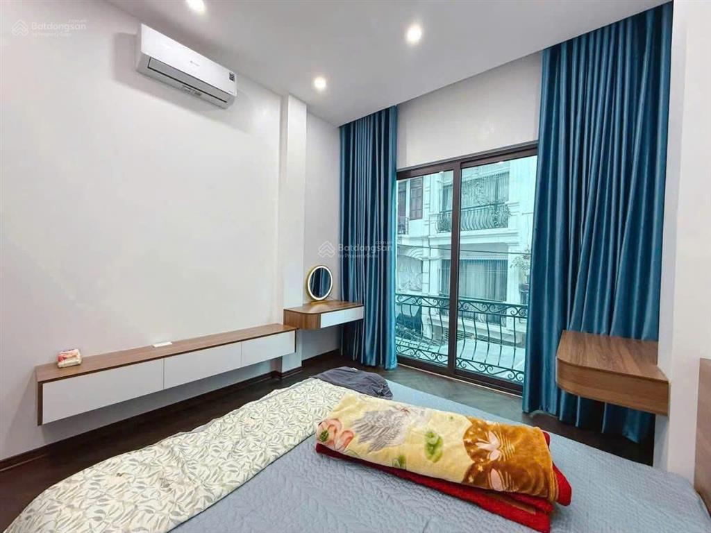 Nhà lai xá  hoài đức  nhà mới  ở ngay  5 tầng  full nội thất  giá 5.8 tỷ
