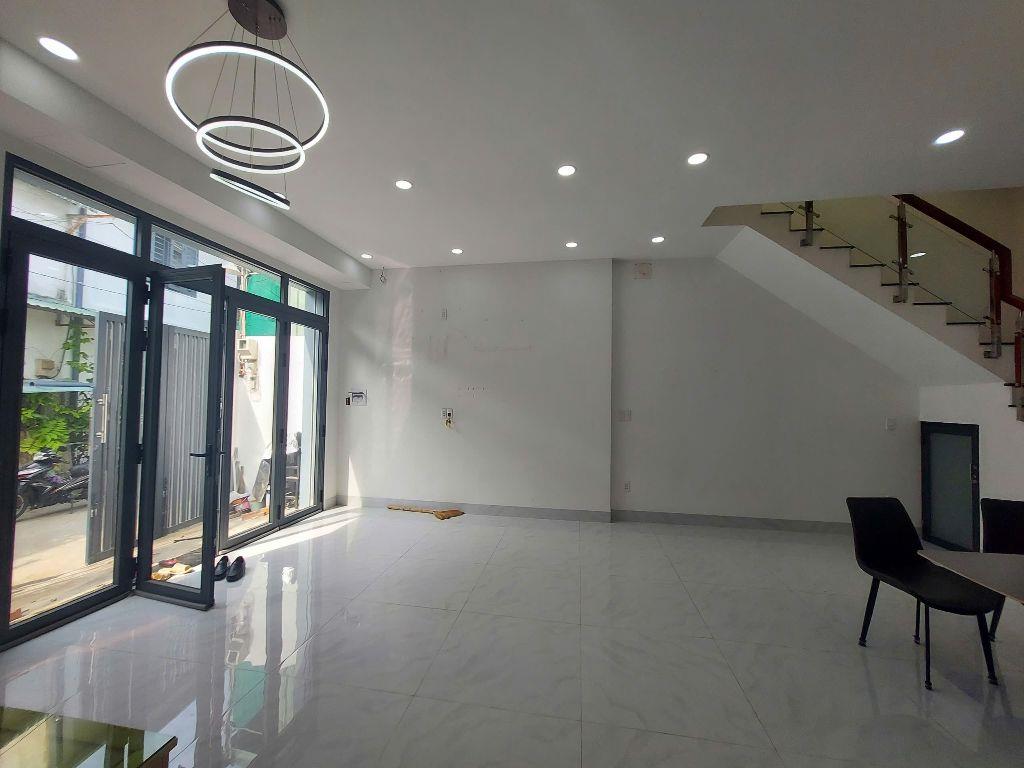 🏡 CHO THUÊ NHÀ ĐẸP - HẺM XE HƠI – 62M² – 3 TẦNG – HOÀNG HỮU NAM, QUẬN 9