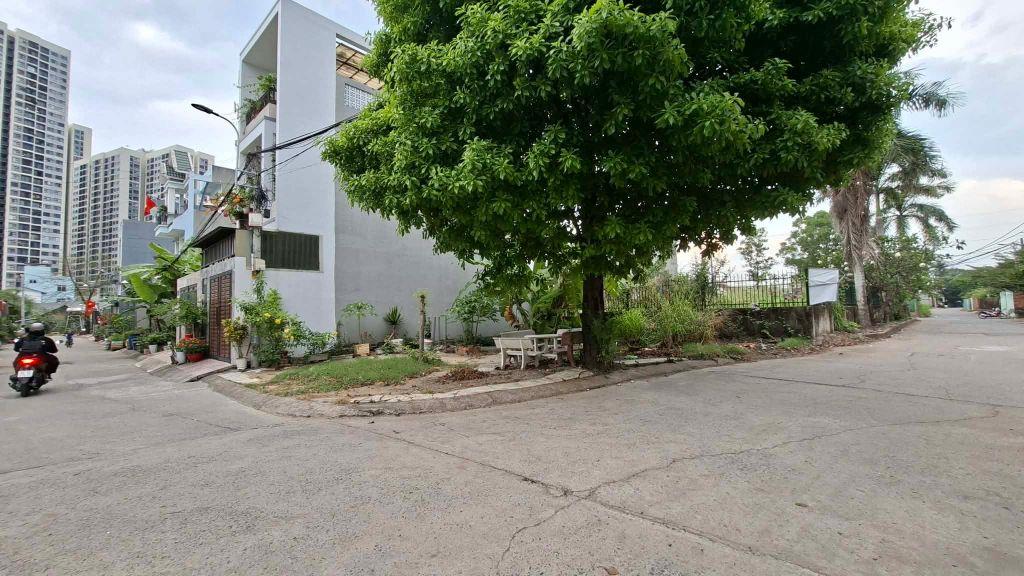 🔥 BÁN ĐẤT LÔ GÓC 2 MẶT TIỀN HẺM XE HƠI 8M - 113m² (9m x 12,55m) - ĐỐI DIỆN VINHOMES GRAND PARK 🔥
