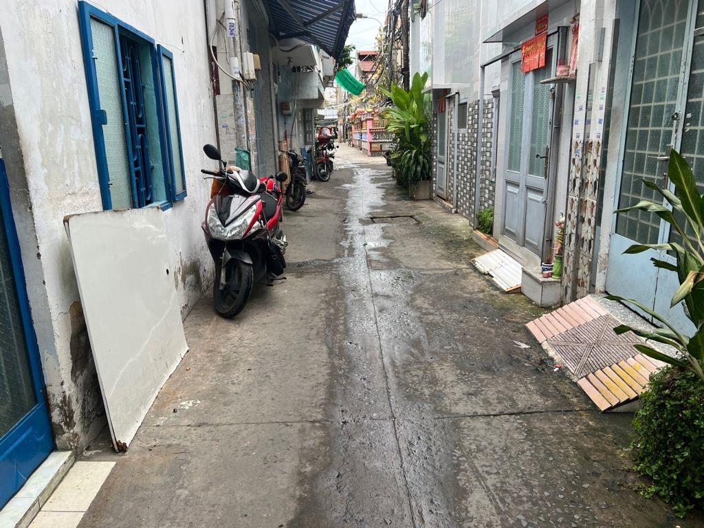 🏡 BÁN NHÀ ĐẸP 2 TẦNG ĐƯỜNG BÌNH ĐÔNG, QUẬN 8 – HẺM XE HƠI ĐỖ CỬA
