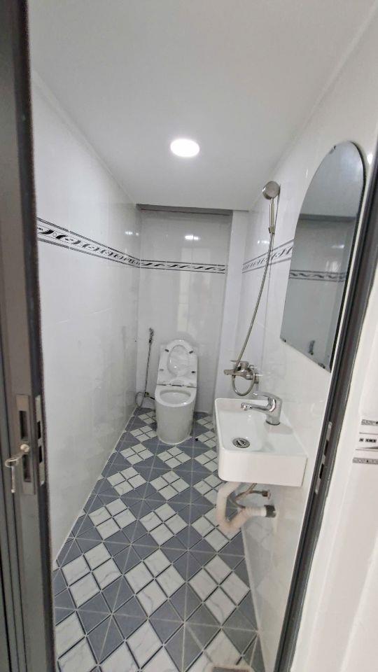 🔥 BÁN NHÀ CĂN GÓC 3 TẦNG KIÊN CỐ – 4 PHÒNG NGỦ – KHÔNG LỘ GIỚI – LÊ THÀNH PHƯƠNG, (QUẬN 8 CŨ) 🔥