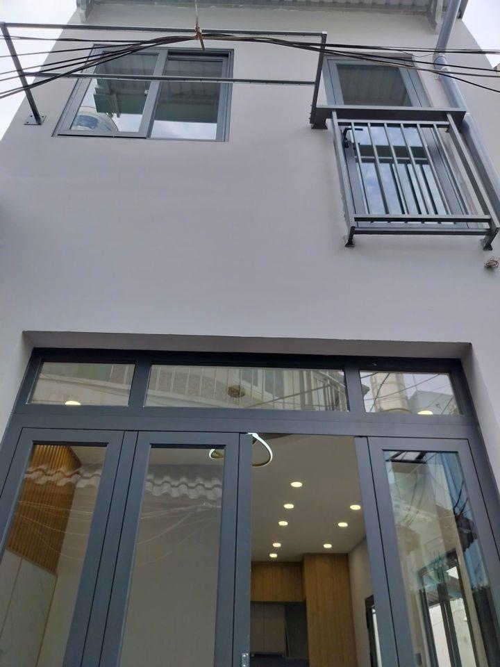 🏡 BÁN NHÀ CĂN GÓC 2 TẦNG – SÁT MẶT TIỀN HƯNG PHÚ, QUẬN 8 – CHỈ 5 PHÚT QUA QUẬN 1, 5