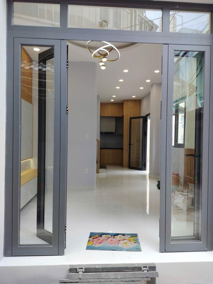 🏡 BÁN NHÀ CĂN GÓC 2 TẦNG – SÁT MẶT TIỀN HƯNG PHÚ, QUẬN 8 – CHỈ 5 PHÚT QUA QUẬN 1, 5