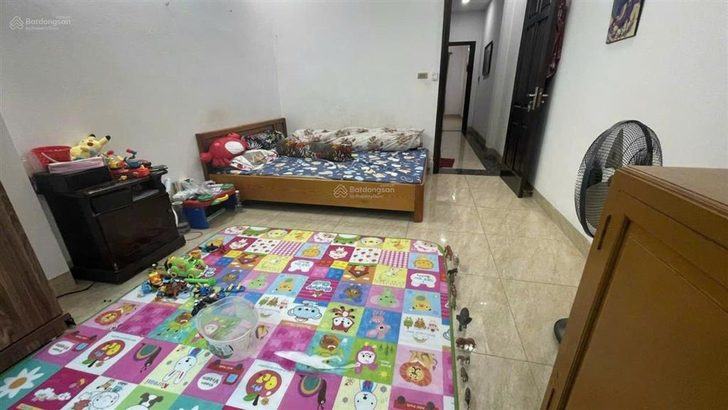 Ngôi nhà 5 tầng dân xây trung tâm phố bồ đề, hồng tiến long biên  gara ô tô, giá đầu tư tốt