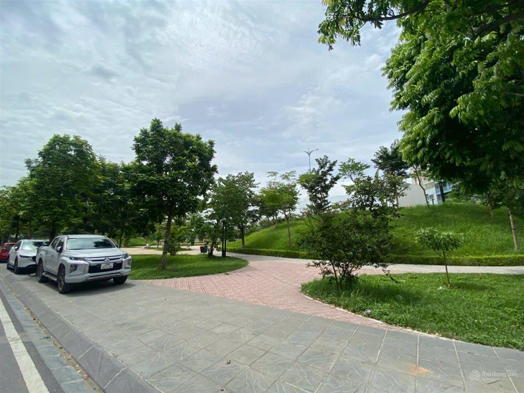 Giá đầu tư chỉ hơn 170tr/m2  đất phân lô ngọc thụy, lb  hàng xóm tđc ngọc thụy, 2 ô tô tránh nhau