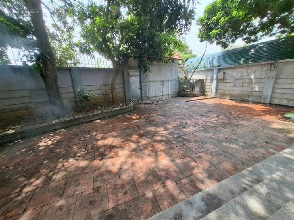 Cho thuê nhà 2 tầng 200m2 #ngôgiatự  việt hưng  #kinhdoanh  #đểkhohàng, #khovậnchuyển  10tr/