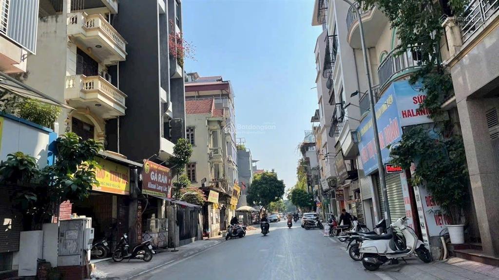 Bán gấp mảnh đất lô góc mặt phố ái mộ, lb  vỉa hè ô tô dừng đỗ  kinh doanh nhộn nhịp  hơn 34 tỷ
