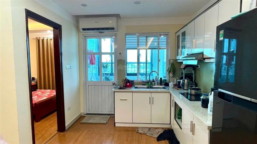Cần bán gấp căn hộ view đường cổ linh  chung cư ct2a thạch bàn 72m2 (2pn, 2wc) chỉ 4 tỷ