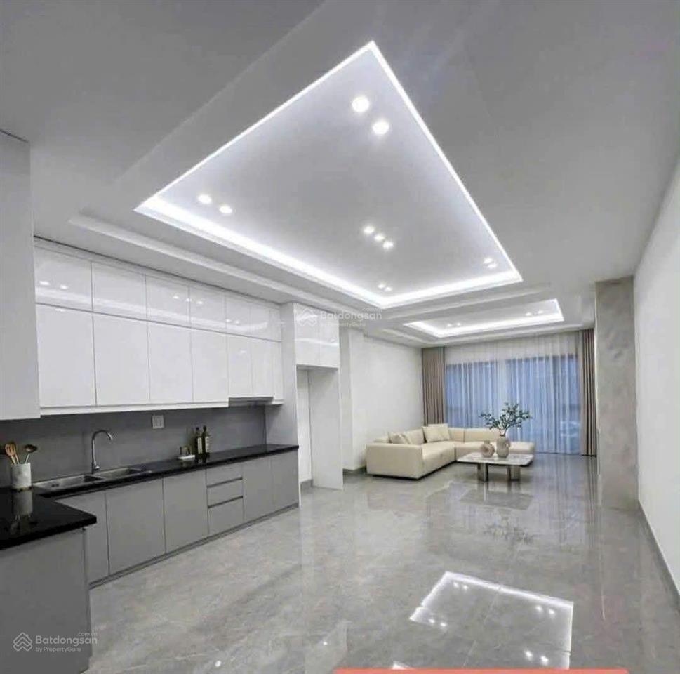 Nhà mới phố nguyễn sơn 80m2 x 6 tầng  17.5 tỷ thang máy  gara 2 ô tô  ở sướng  2 thoáng
