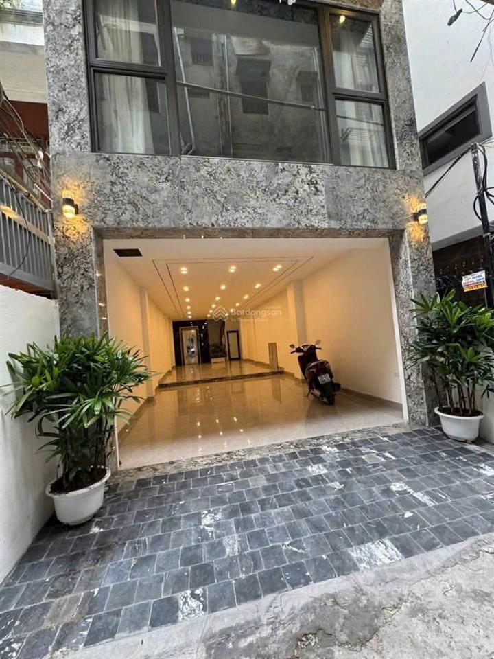 Nhà mới phố nguyễn sơn 80m2 x 6 tầng  17.5 tỷ thang máy  gara 2 ô tô  ở sướng  2 thoáng