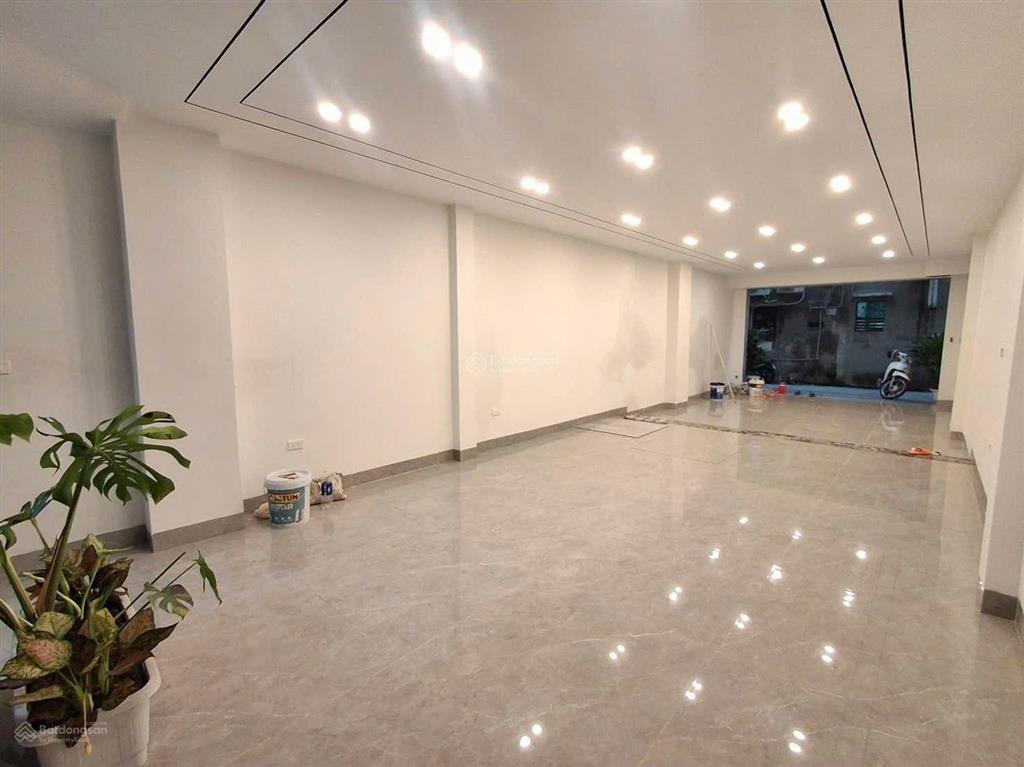 Giá đầu tư  bán gấp nhà nguyễn sơn 78.5m2 x 6 tầng  thang máy  gara 2 ô tô  lô góc 2 thoáng