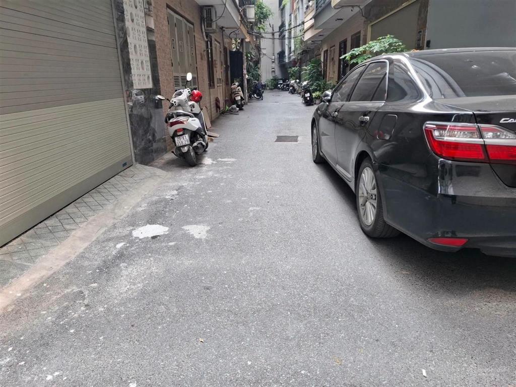Cho thuê lâu dài nhà ngọc thụy  lô góc thoáng sáng  ô tô kinh doanh  50m2 11 triệu