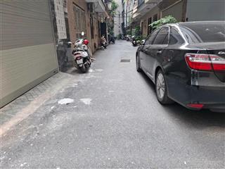 Cho thuê lâu dài nhà ngọc thụy  lô góc thoáng sáng  ô tô kinh doanh  50m2 11 triệu