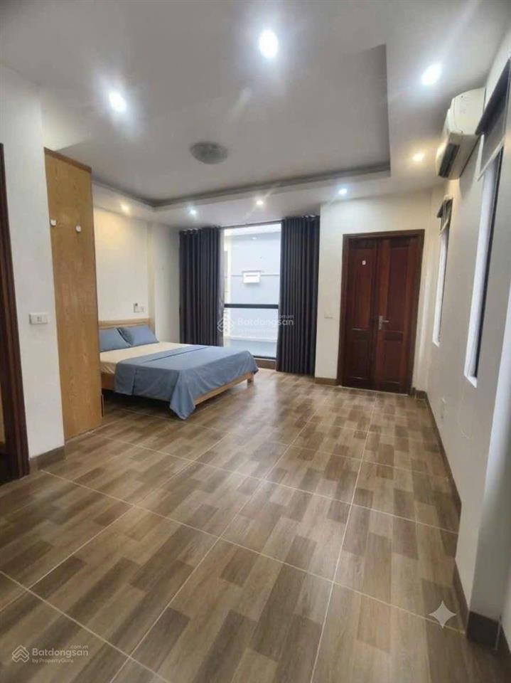 Cho thuê lâu dài nhà ngọc thụy  lô góc thoáng sáng  ô tô kinh doanh  50m2 11 triệu