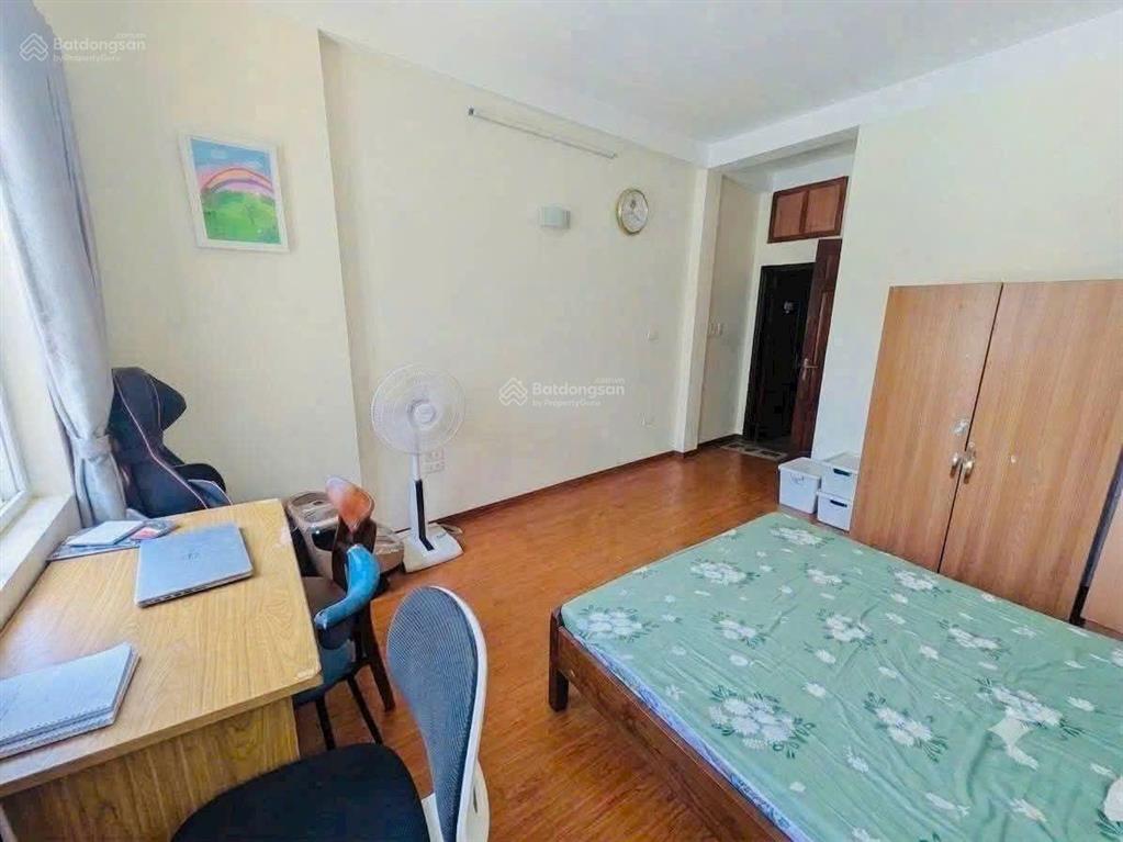 Đất tặng nhà 2 tầng 1 tum  phố giang biên  kẻ tạnh  long biên  cách ô tô tránh 10m