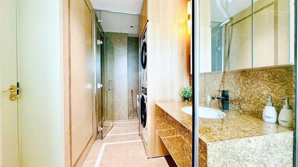 Kiều trinh  hàng hiếm  căn hộ 3pn view biển đông nam  oc3 mường thanh viễn triều
