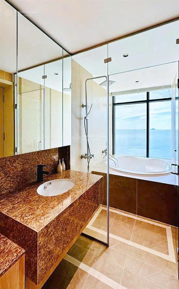 Kiều trinh  hàng hiếm  căn hộ 3pn view biển đông nam  oc3 mường thanh viễn triều