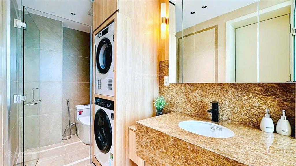 Kiều trinh  hàng hiếm  căn hộ 3pn view biển đông nam  oc3 mường thanh viễn triều