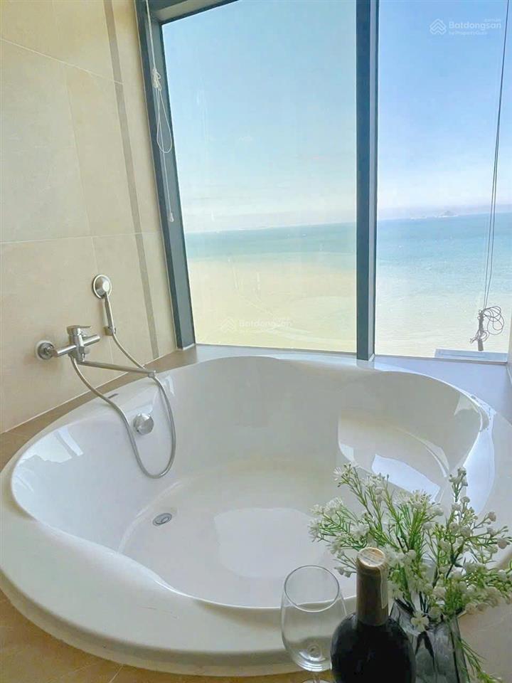 Kiều trinh  hàng hiếm  căn hộ 3pn view biển đông nam  oc3 mường thanh viễn triều